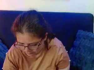 Linda_banks_  live sex cam