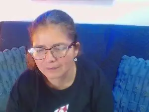 Linda_banks_  live sex cam