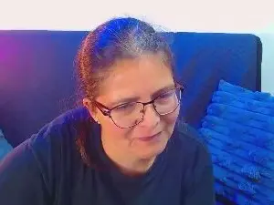 Linda_banks_  live sex cam
