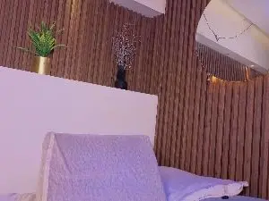MelodyMartinez9  live sex cam