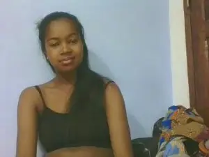 Phaniah  live sex cam