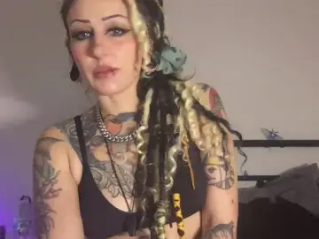 Royalsodapop  live sex cam