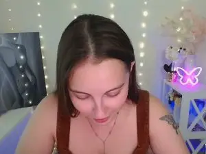 Yours_happiness  live sex cam