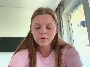 LeomaLautieri  live sex cam