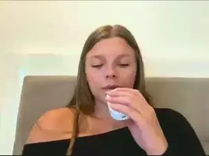 LeomaLautieri  live sex cam