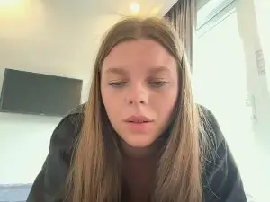 LeomaLautieri  live sex cam