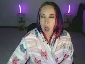 Charlottez1  live sex cam