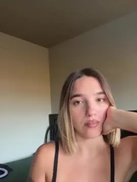 Seexyylola  live sex cam