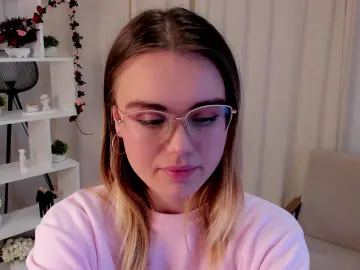 DignaHalpin  live sex cam