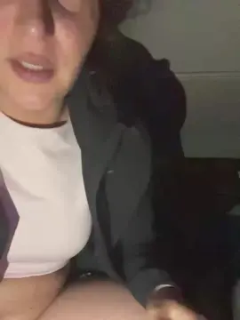 Emiliamel  live sex cam