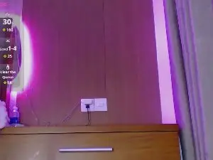 Kayakitsune  live sex cam