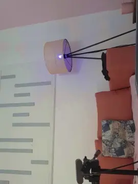 Mimmlee2  live sex cam