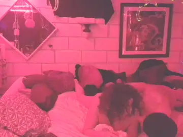 LisaLuxe  live sex cam