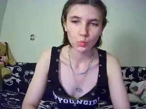 NeliaFerraiolo  live sex cam