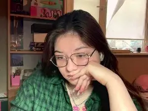 TwanaMedhus  live sex cam