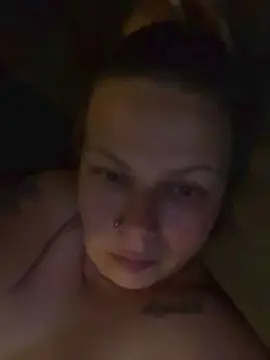 Beendoinit  live sex cam