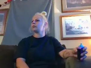 Beendoinit  live sex cam