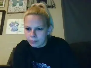 Beendoinit  live sex cam