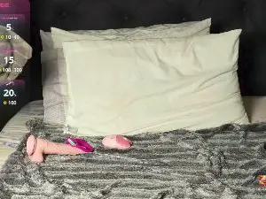 Chocolata26  live sex cam