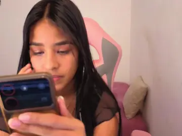 Alexandraclaire  live sex cam