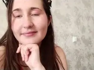 LaurynNagai  live sex cam