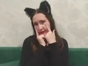 LaurynNagai  live sex cam