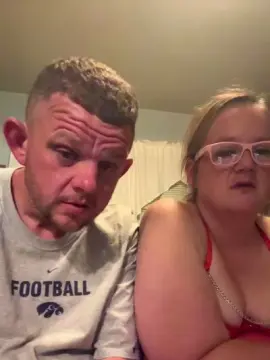 Shygirl37  live sex cam