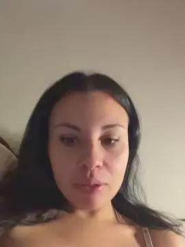 Hardkitty1  live sex cam