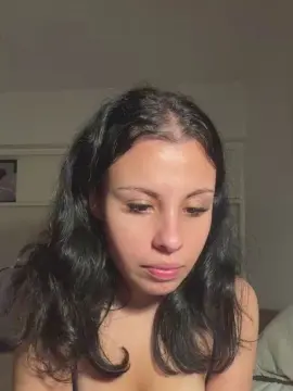 Hardkitty1  live sex cam