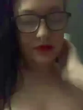 HunniLuv  live sex cam