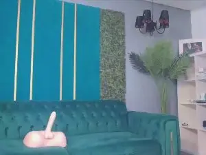LauraineMisti  live sex cam