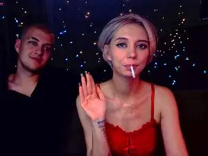 Loraxluxxx  live sex cam
