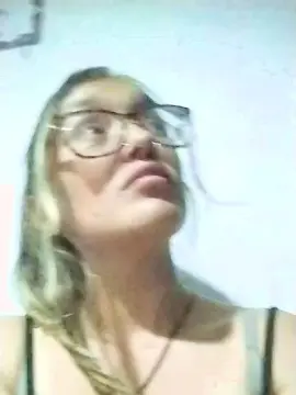 Karla_Giraldo0  live sex cam