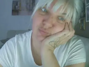 Irma2  live sex cam