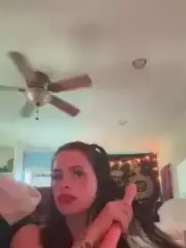 Sluttybunny777  live sex cam