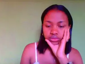Nyann  live sex cam