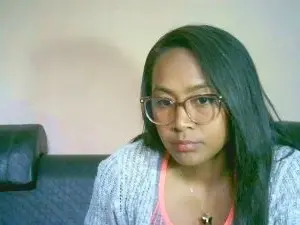 Yummy_sitraka  live sex cam