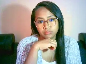 Yummy_sitraka  live sex cam