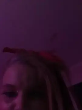 Wannaplay84  live sex cam