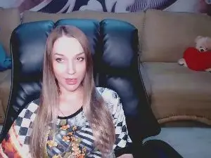 Lovellymalina  live sex cam