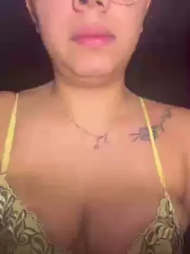 Syrena  live sex cam