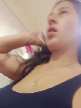 Antonella  live sex cam
