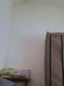 Malika025  live sex cam