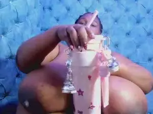 Bloom_B  live sex cam