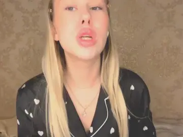 ClairLehew  live sex cam