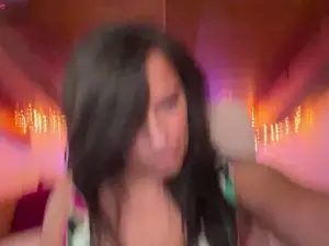 Helarys  live sex cam