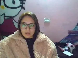 Sara1103  live sex cam
