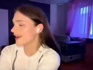 EllyThro  live sex cam