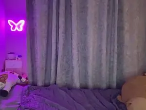 MinaElberson  live sex cam