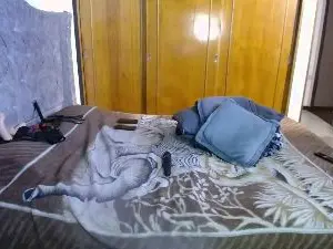Candy_honey29  live sex cam